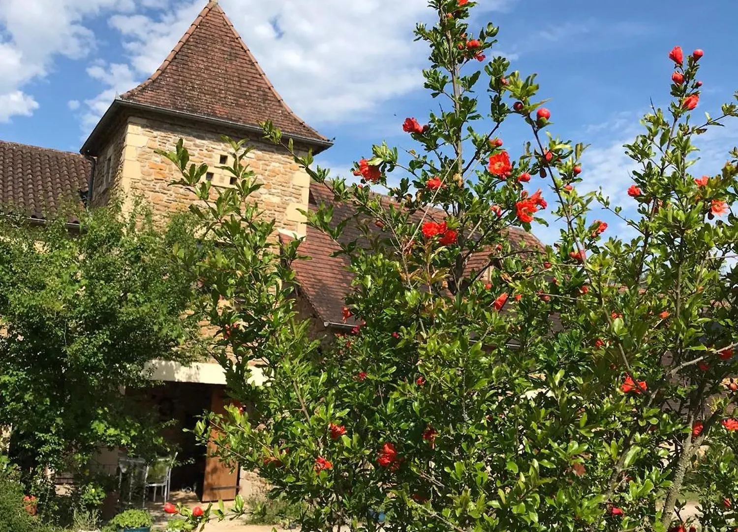 Bed and Breakfast La Maison D Helene à Cambes  0*, Cambes (Lot)